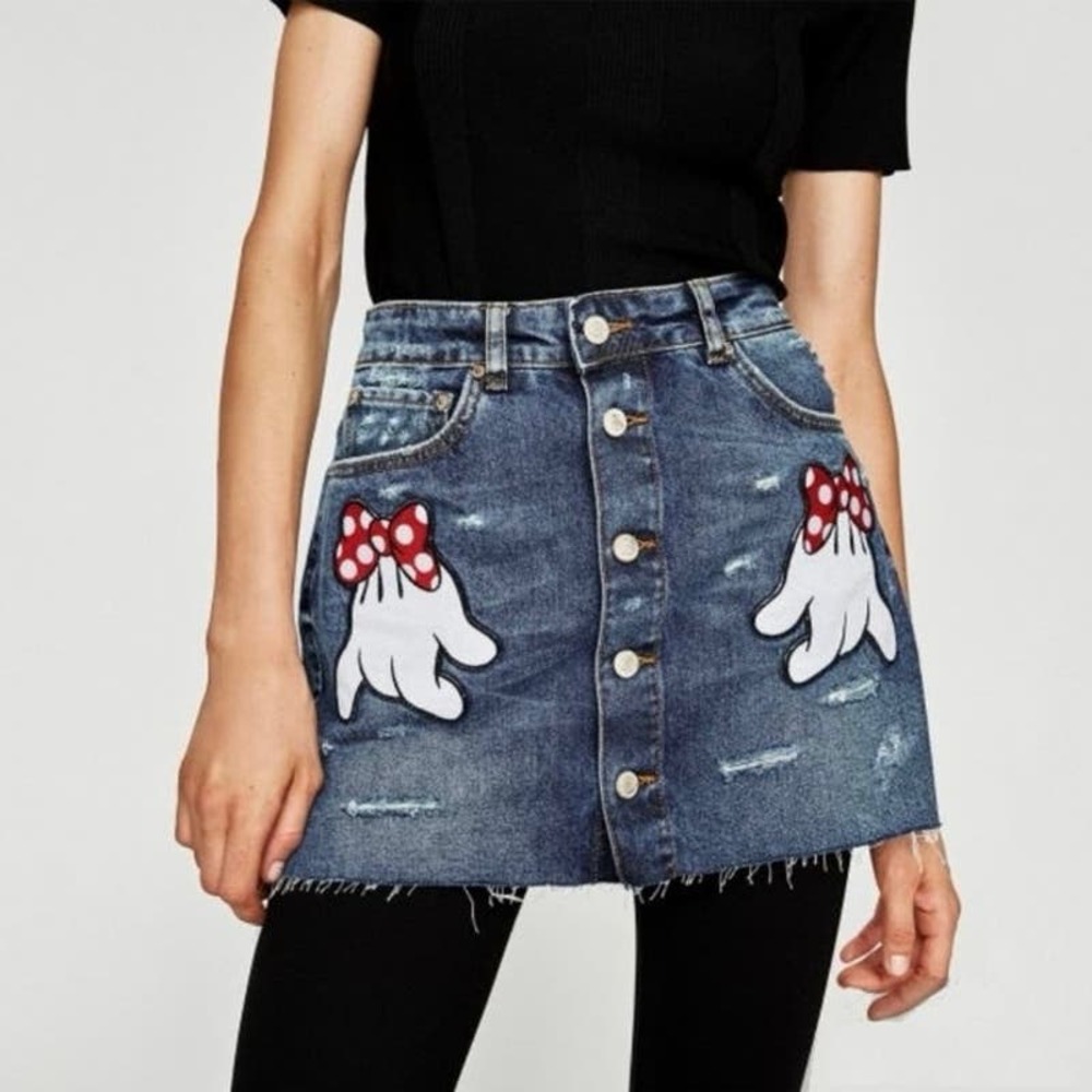 Zara Disney Minnie Mouse denim mini skirt buttons glove hands xs extra small - Picture 3 of 13